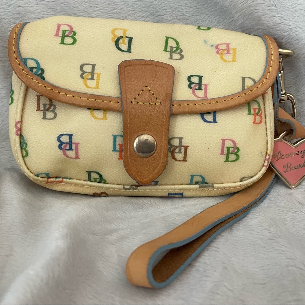 Dooney & Bourke Cream Multicolor Wristlet